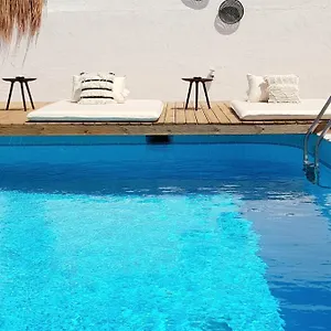 Apartahotel Mira Living Concept Adults Only, Kokkini Hani
